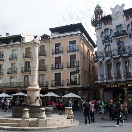 Apartamentos Plaza Del Torico Teruel Luaran gambar
