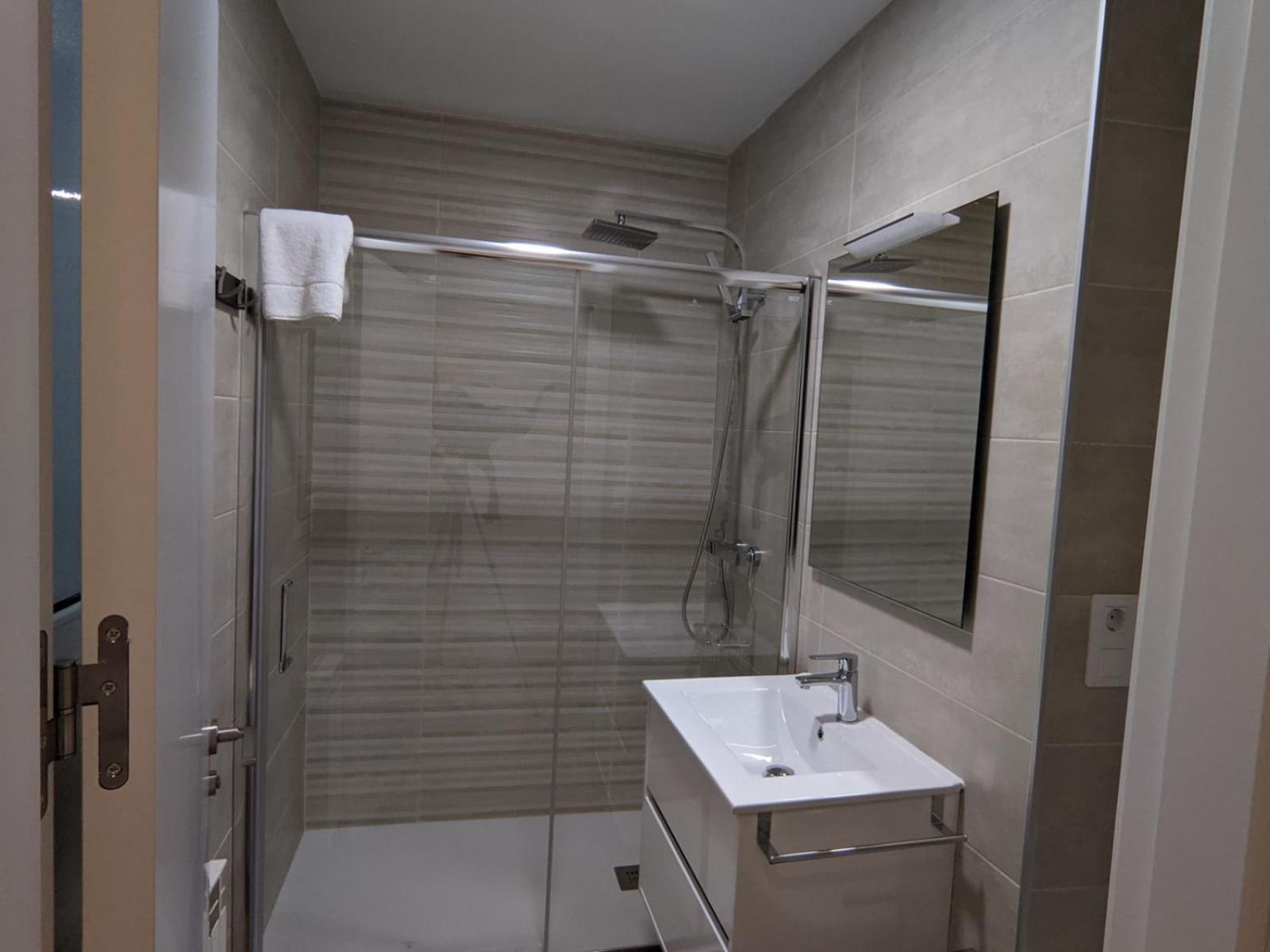 Apartamentos Plaza Del Torico Teruel Luaran gambar
