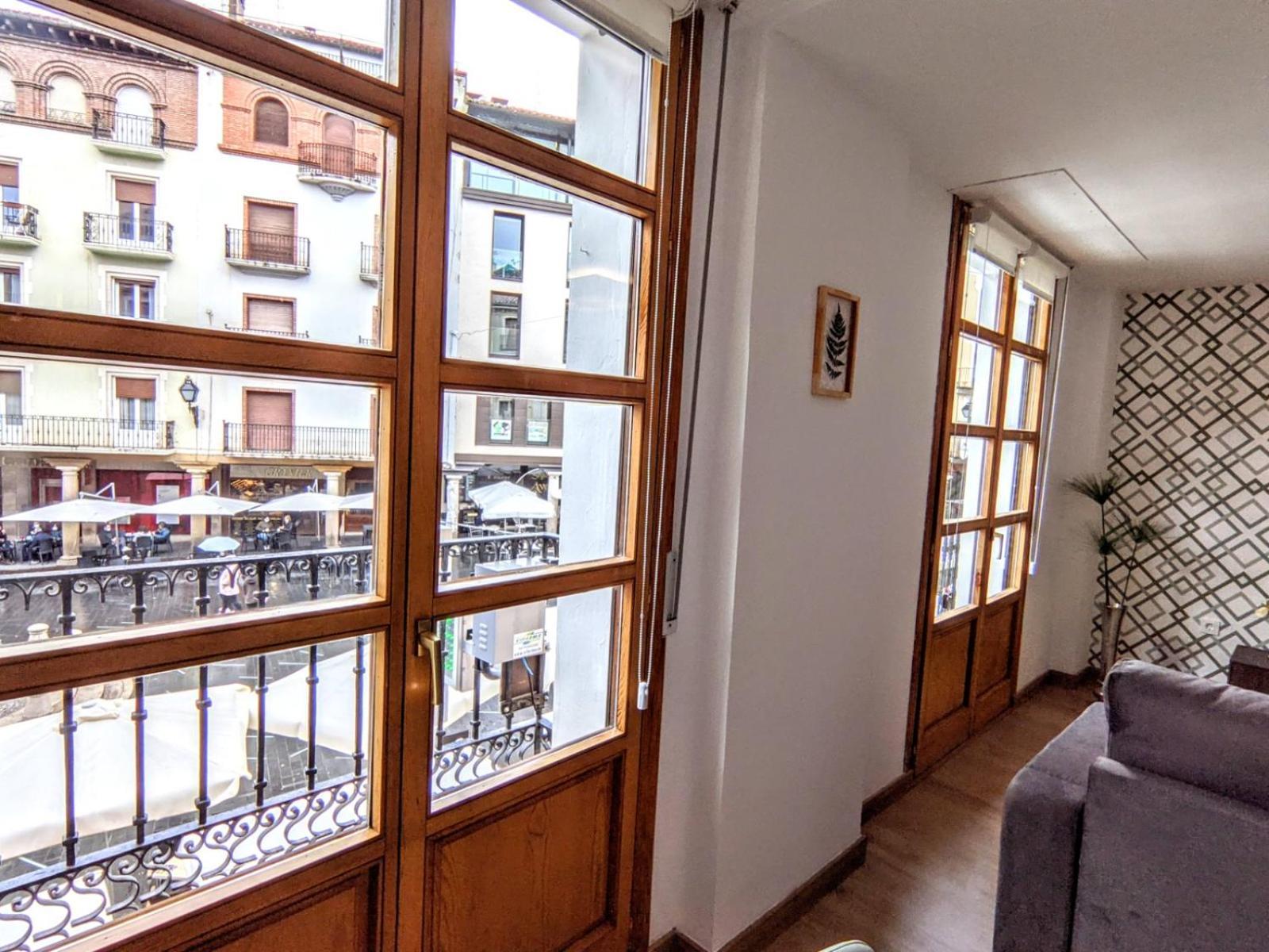 Apartamentos Plaza Del Torico Teruel Luaran gambar