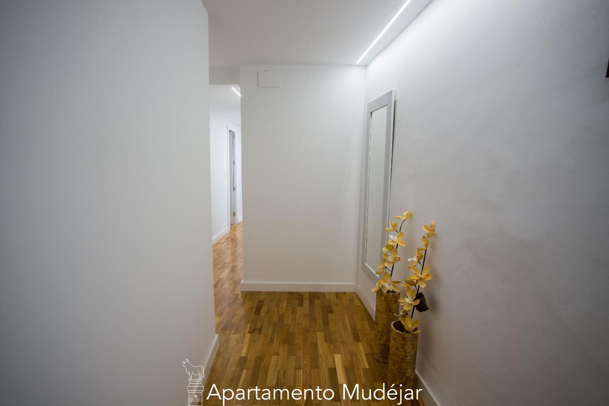 Apartamentos Plaza Del Torico Teruel Bilik gambar