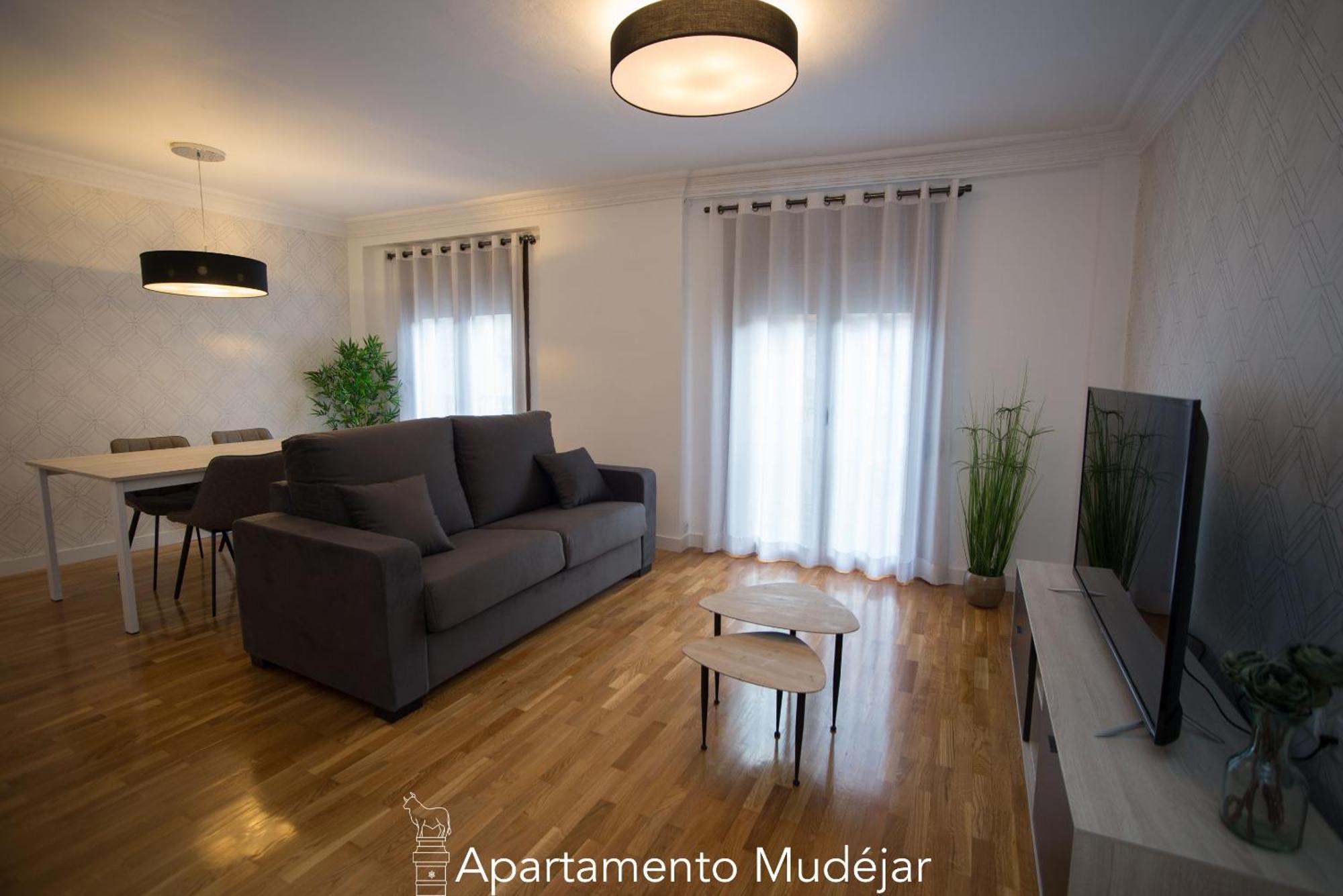 Apartamentos Plaza Del Torico Teruel Bilik gambar