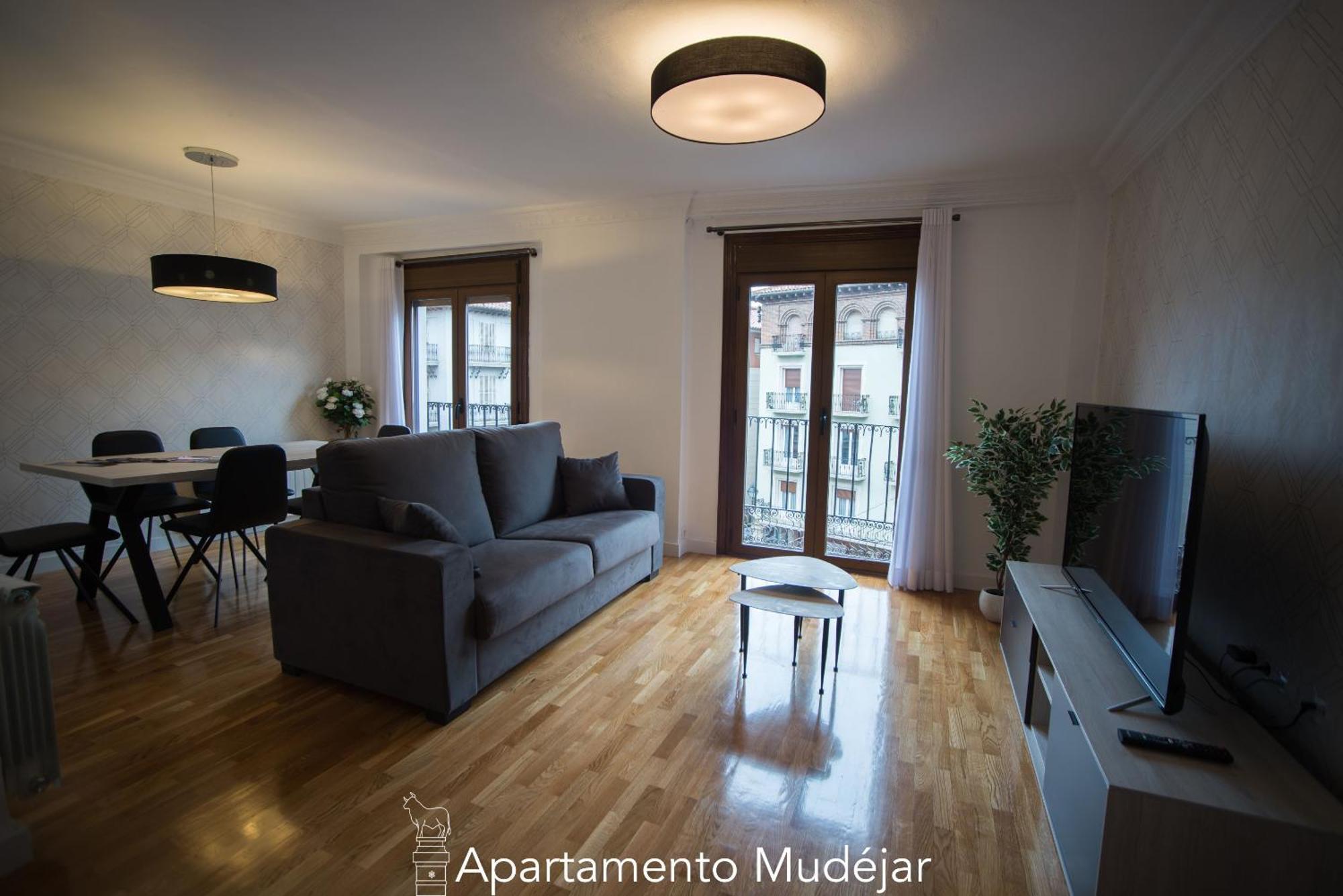 Apartamentos Plaza Del Torico Teruel Bilik gambar