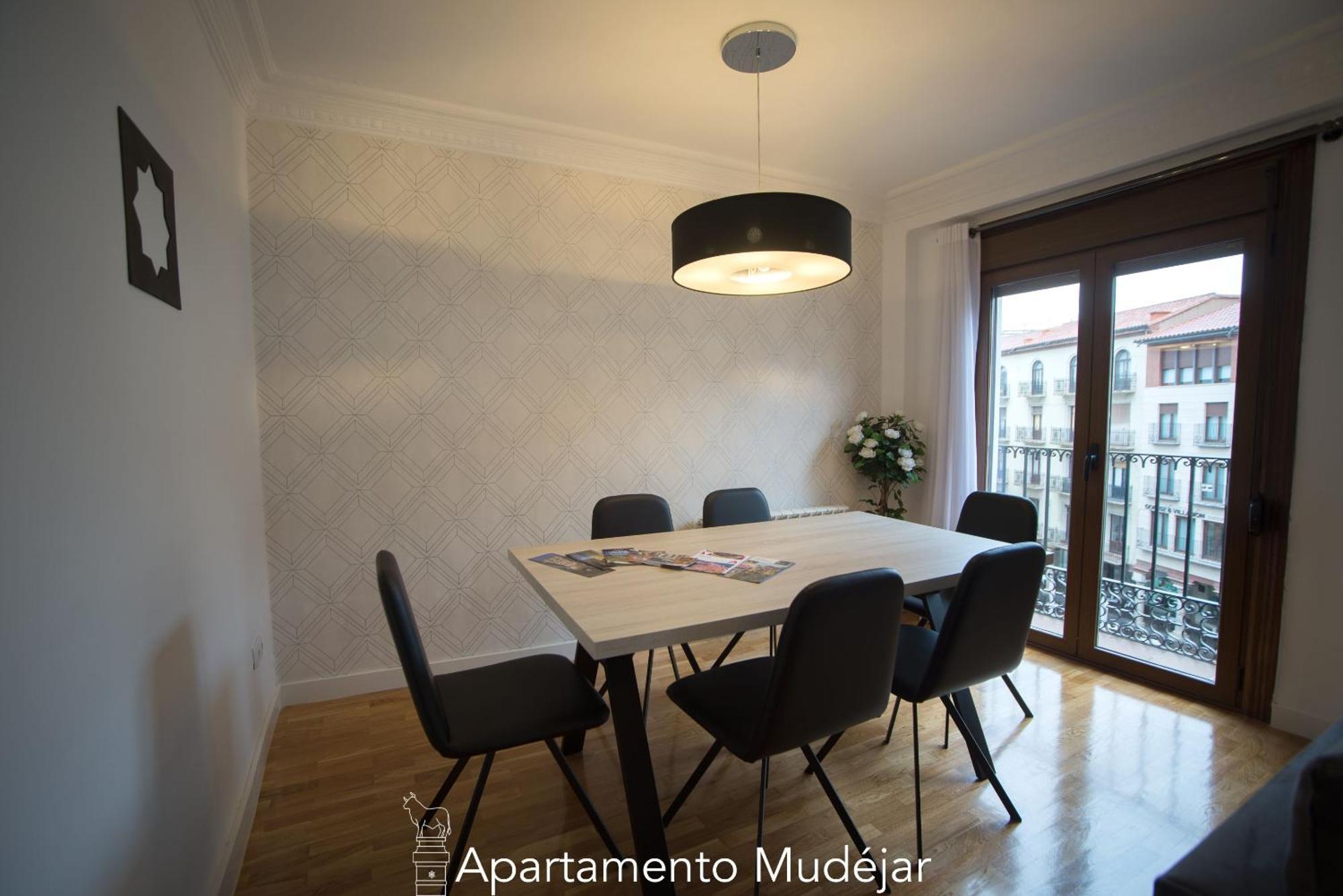 Apartamentos Plaza Del Torico Teruel Bilik gambar