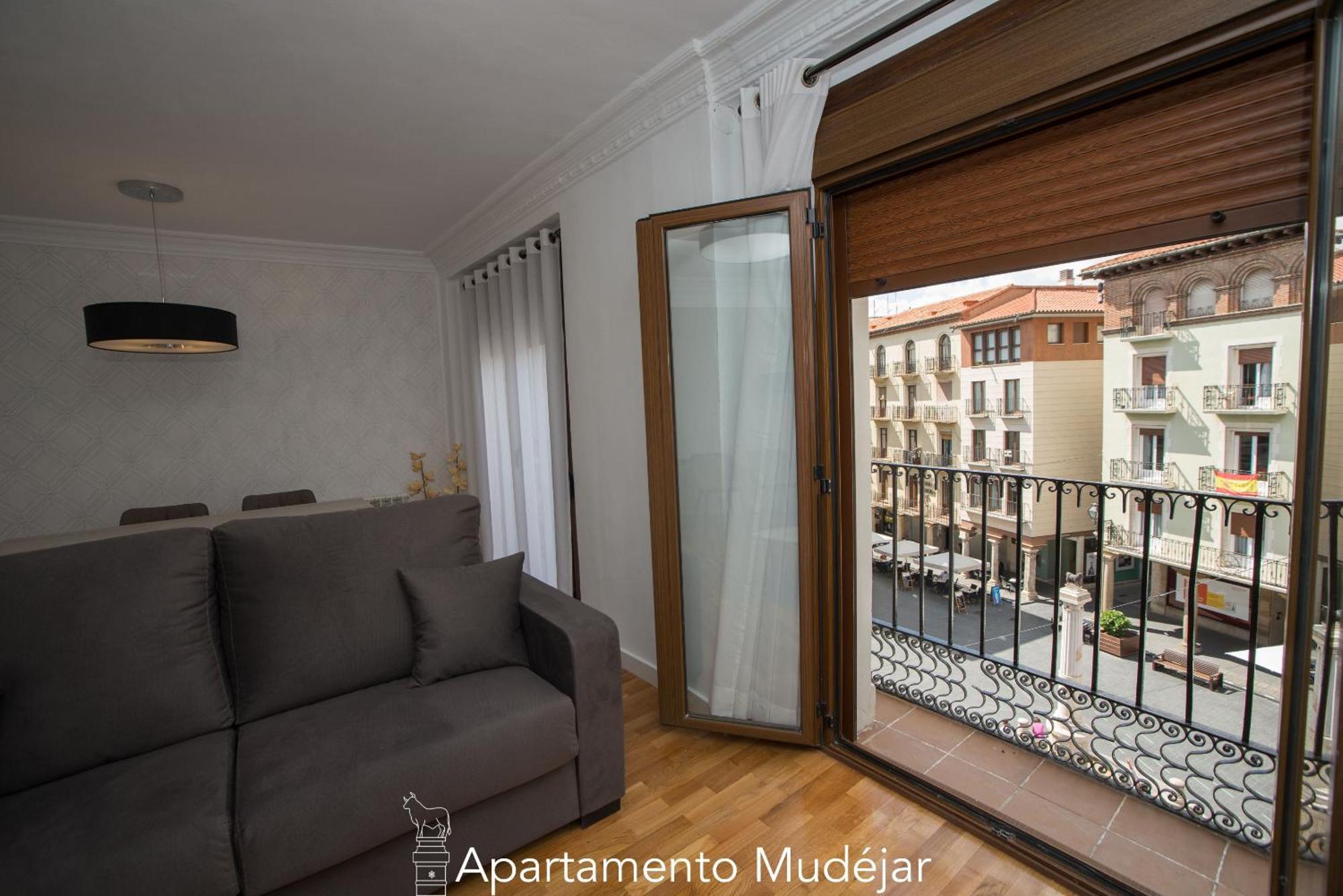 Apartamentos Plaza Del Torico Teruel Luaran gambar